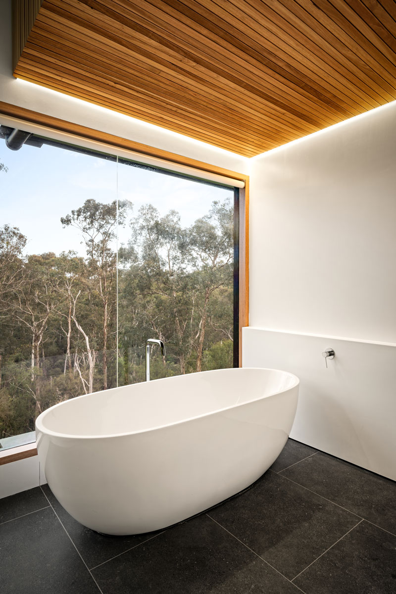 Free standing bath in north warrandyte renovation